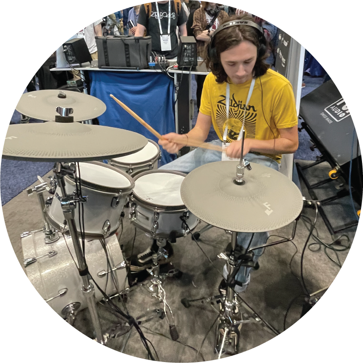 EFNOTE Drum kit at AES played by an attendee